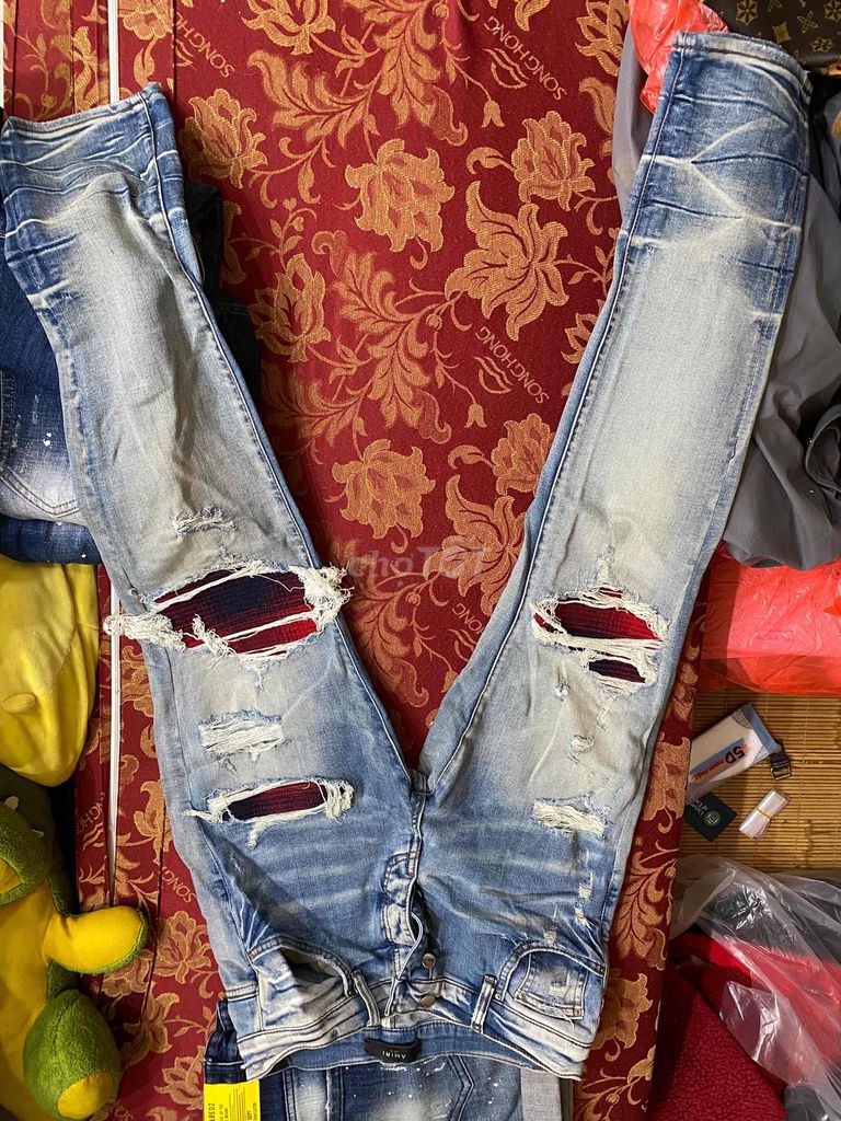 Quần jean AMIRI Nam Xanh nhạt size 32. Mua bán Quần áo tại Quận Hà Đông Hà Nội được đăng bởi Meo Meo pass đồ hình 1
