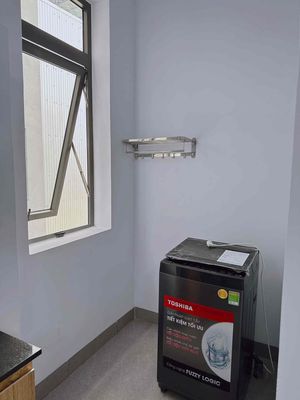Phòng trọ 30 m² · Đường Hồ Quý Ly