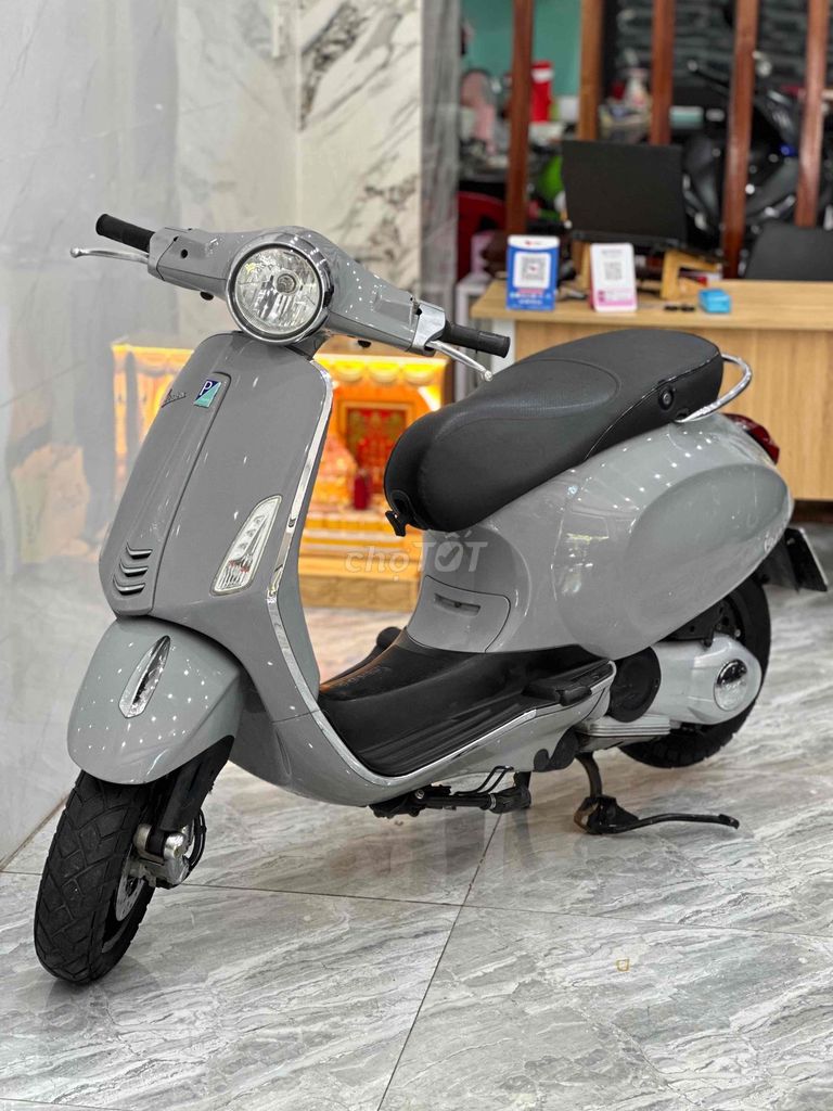 Vespa Primavera Cực Đẹp / Trả Trước 0 Đồng. Mua bán Xe máy tại Quận Thanh Khê Đà Nẵng được đăng bởi Xe Máy Đức Vũ 658 Trần Cao Vân hình 4