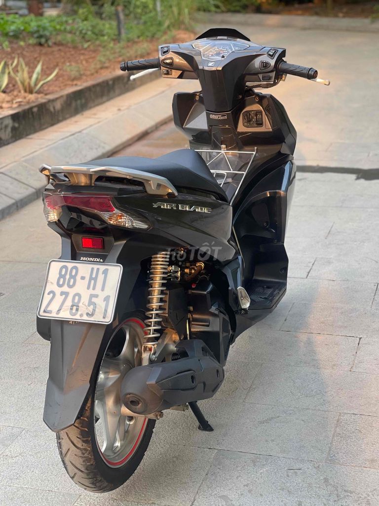 Honda Air Blade 2018 Smartkey Xám 3D. Mua bán Xe máy tại Quận Nam Từ Liêm Hà Nội được đăng bởi Xe Máy Đức Dũng hình 5
