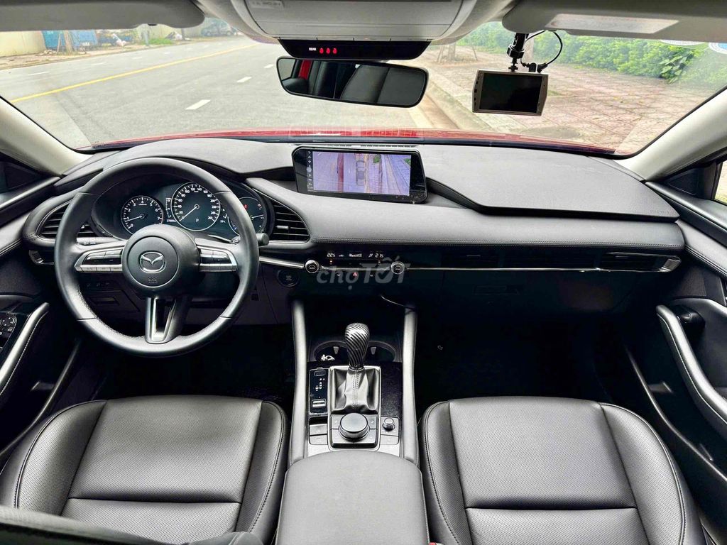 Mazda 3 2023 1.5L Luxury - 27000 km. Mua bán Ô tô tại Quận Long Biên Hà Nội được đăng bởi Bùi Đình Thông hình 6