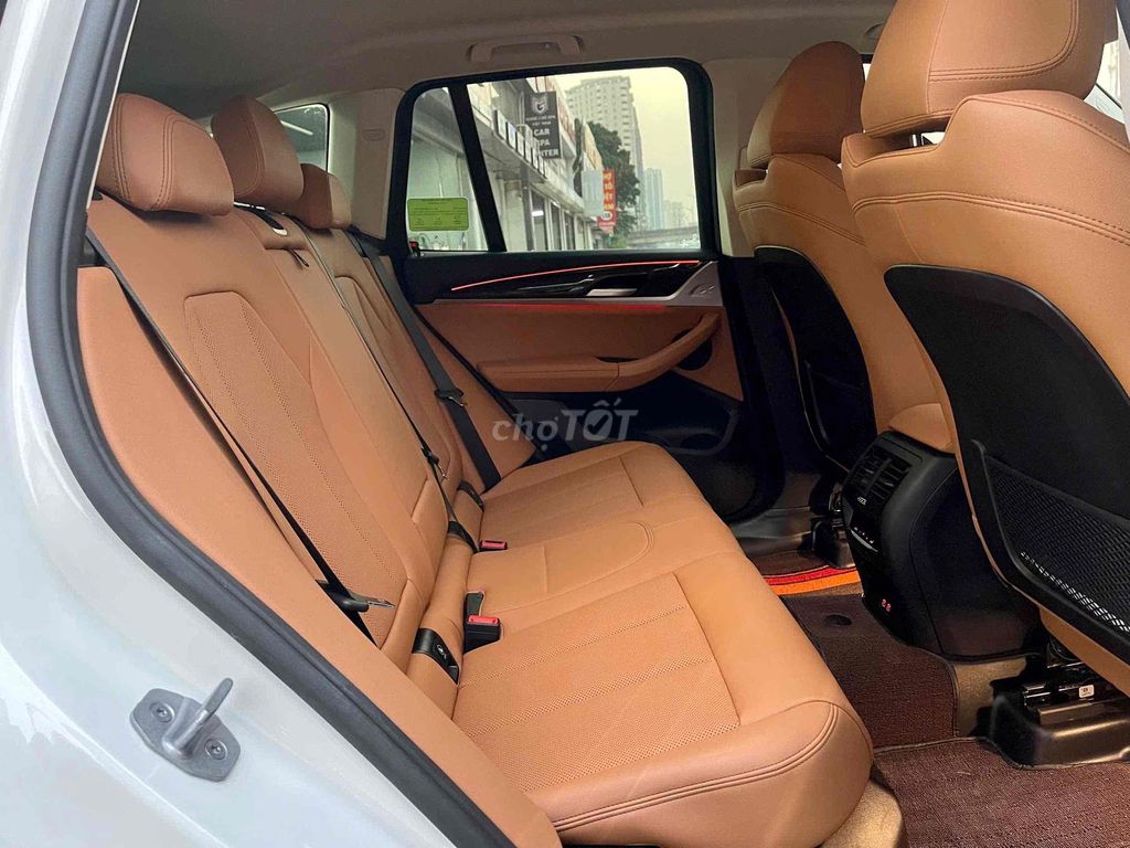 BMW X3 2024 sDrive20i - 17000 km. Mua bán Ô tô tại Quận Thanh Xuân Hà Nội được đăng bởi Trần Trí Cường hình 12