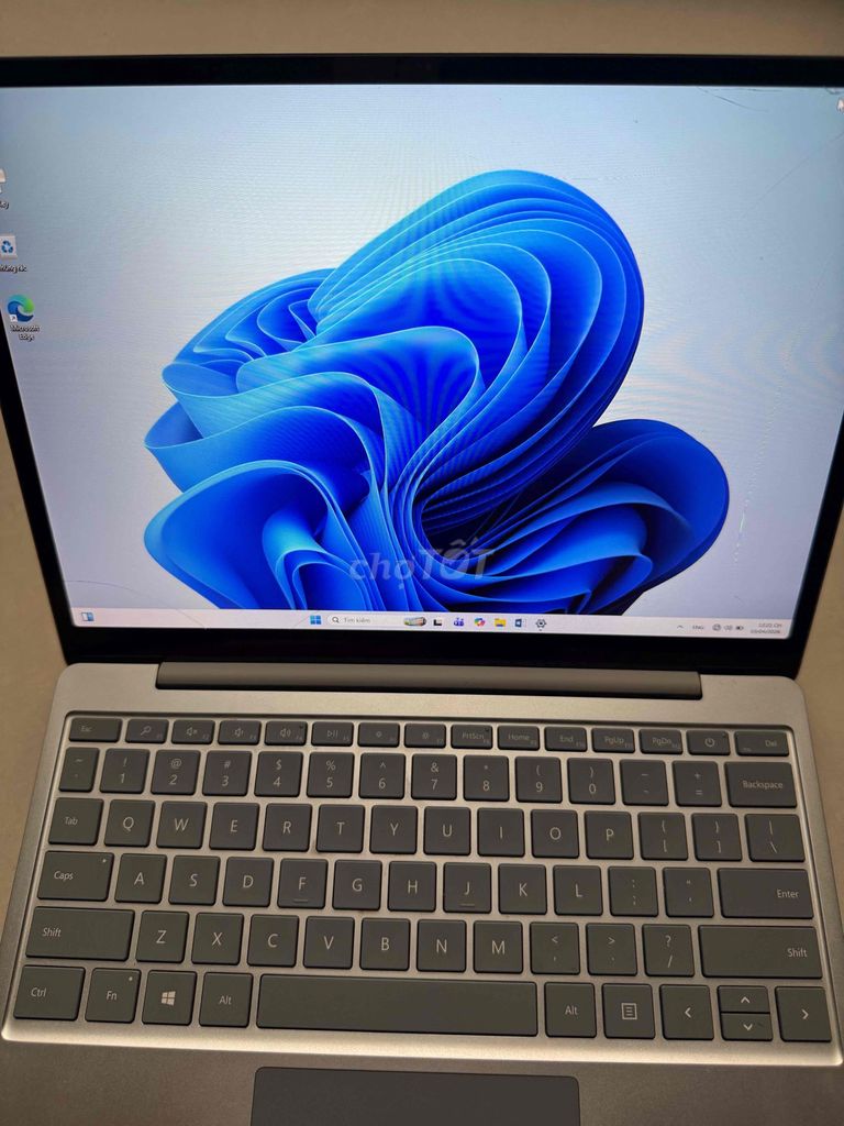 Surface Laptop Go I5-1035G1 4/128 Nút kính cảm ứng. Mua bán Laptop tại Quận Gò Vấp Tp Hồ Chí Minh được đăng bởi VũHùng hình 1