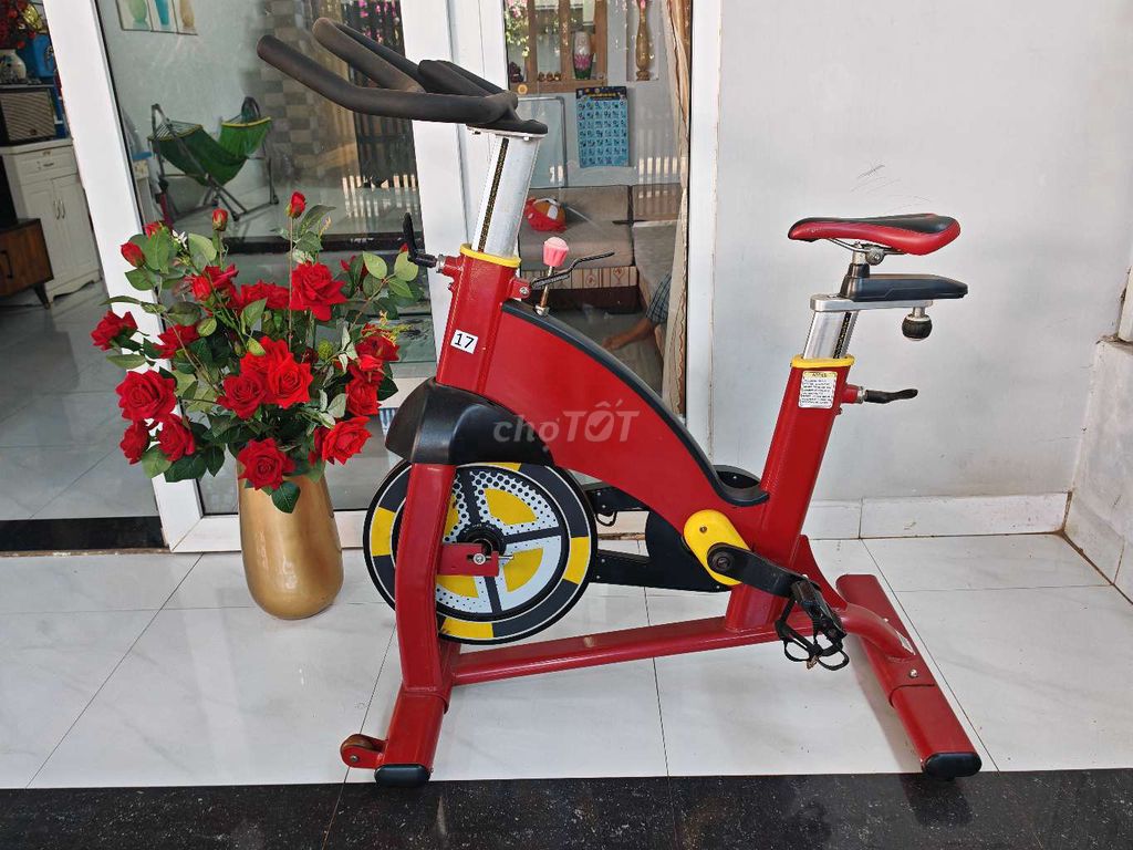 Xe đạp tập thể dục Đỏ. Mua bán Đồ thể thao, Dã ngoại tại Thành phố Buôn Ma Thuột Đắk Lắk được đăng bởi manchester hình 1