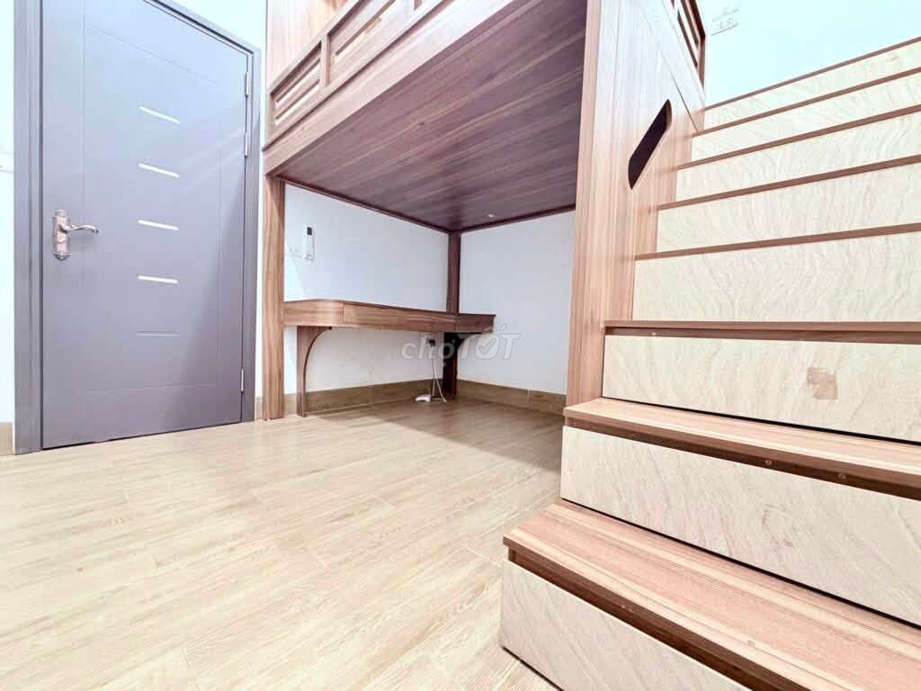Номер в хостеле 4tr5 Nguyen Duc Canh, меблированный, рядом с BKX