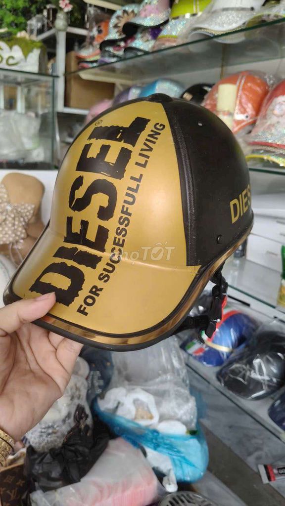 Thanh lý nón bảo hiểm. Mua bán Phụ tùng xe tại Huyện Cần Giuộc Long An được đăng bởi la kim chi hình 2