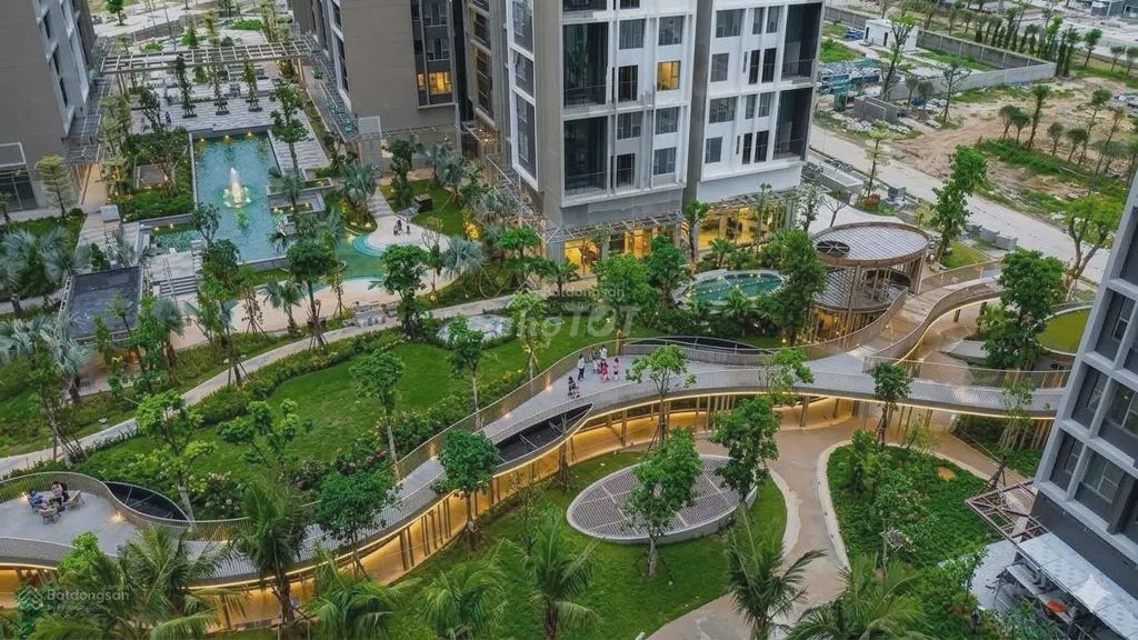 Cắt Lỗ 2PN GÓC khu Elite - Đông Nam view bể bơi & CV Lumi Hanoi