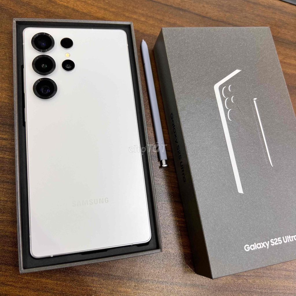 🔥Samsung S25ultra Fullbox zin nguyên bản giá tốt🔥. Mua bán Điện thoại tại Quận Hải An Hải Phòng được đăng bởi Nguyễn Hương Giang hình 1