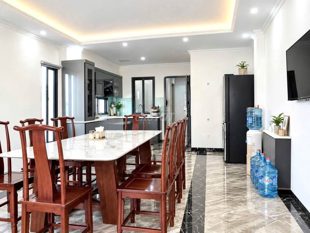 Bán nhà 8 tầng thang máy Nguyễn Ngọc Nại, Thanh Xuân, ô tô tránh