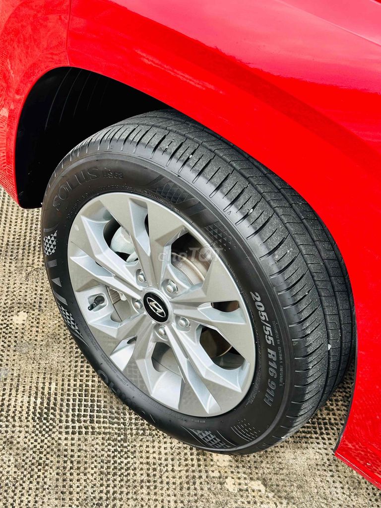 Hyundai Stargazer 2026 CVT Đỏ 5.000 KM Cho Góp