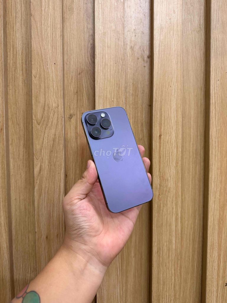 Apple iPhone 14 Pro 128GB Tím Nguyên bản. Mua bán Điện thoại tại Quận Đống Đa Hà Nội được đăng bởi  HT Mobie Trả góp nợ xáu bao duyệt hình 1