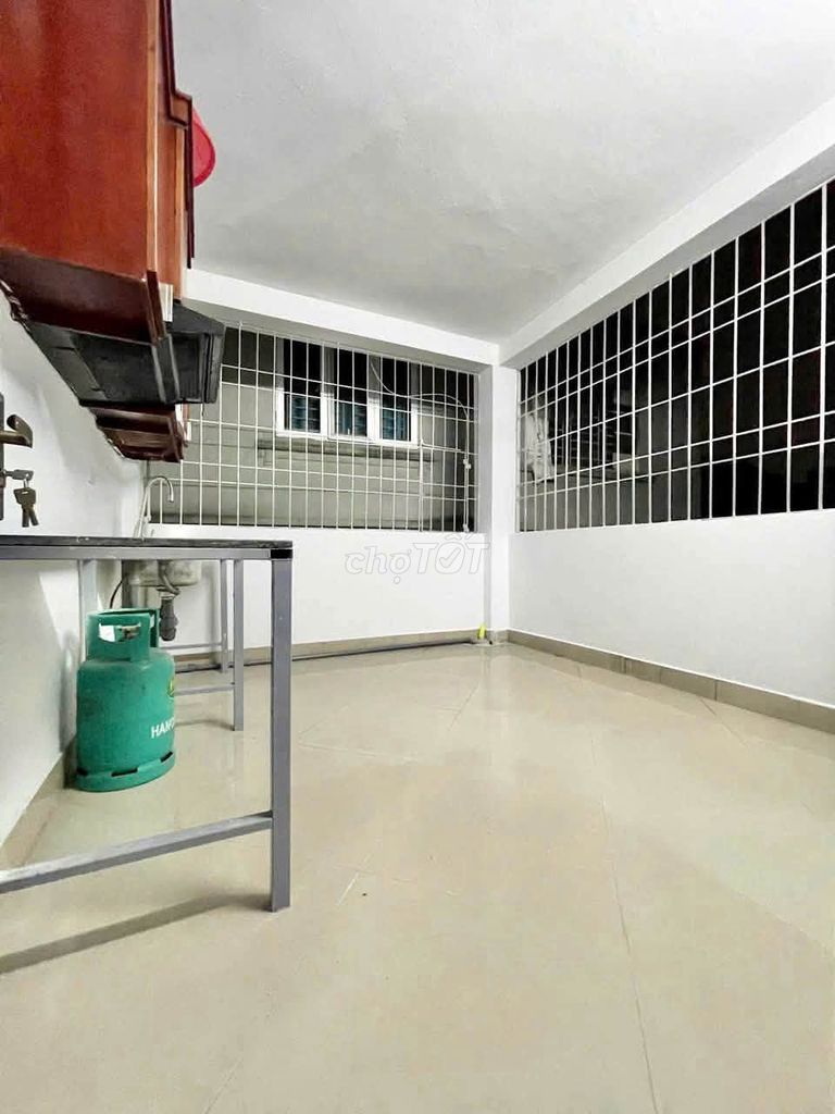 Cho thuê nhà 5PN Hoàng Mai, full nội thất, giá 12.8tr