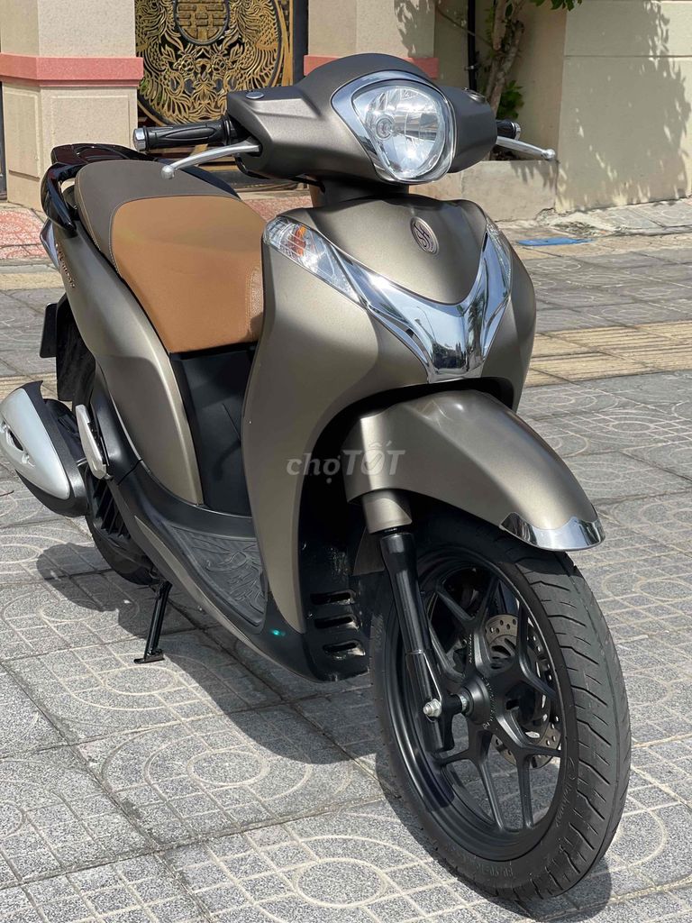 Bán xe Sh mode 2018 khoá Smarkey màu vàng cát cực. Mua bán Xe máy tại Thành phố Vũng Tàu Bà Rịa - Vũng Tàu được đăng bởi Bảo Gia hình 2