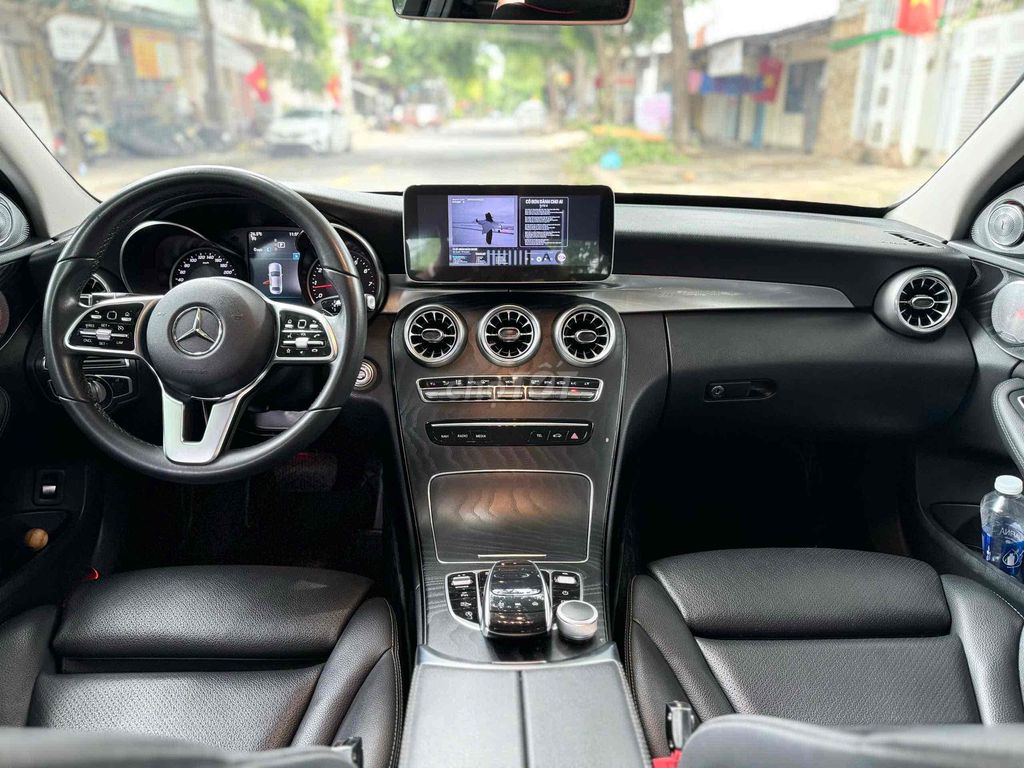 Mercedes Benz 2019 - Chính chủ - Cần bán ạ ❤️. Mua bán Ô tô tại Thành phố Buôn Ma Thuột Đắk Lắk được đăng bởi Hoàng Quang hình 10