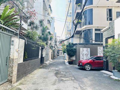Nhà phố 72 m² · 7 PN · Đường Thống Nhất