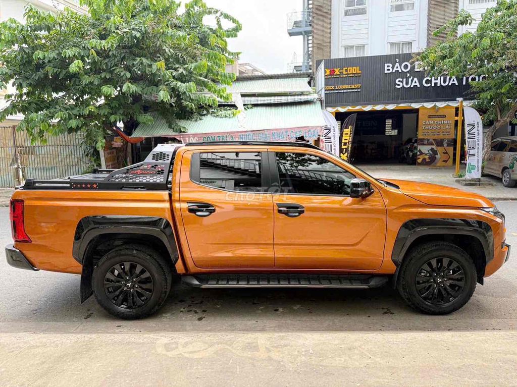 Mitsubishi Triton 2024 Athlete 4WD AT - 15269 km. Mua bán Ô tô tại Huyện Hóc Môn Tp Hồ Chí Minh được đăng bởi MITSUBISHI TRƯỜNG CHINH đại lý chính hãng hình 6