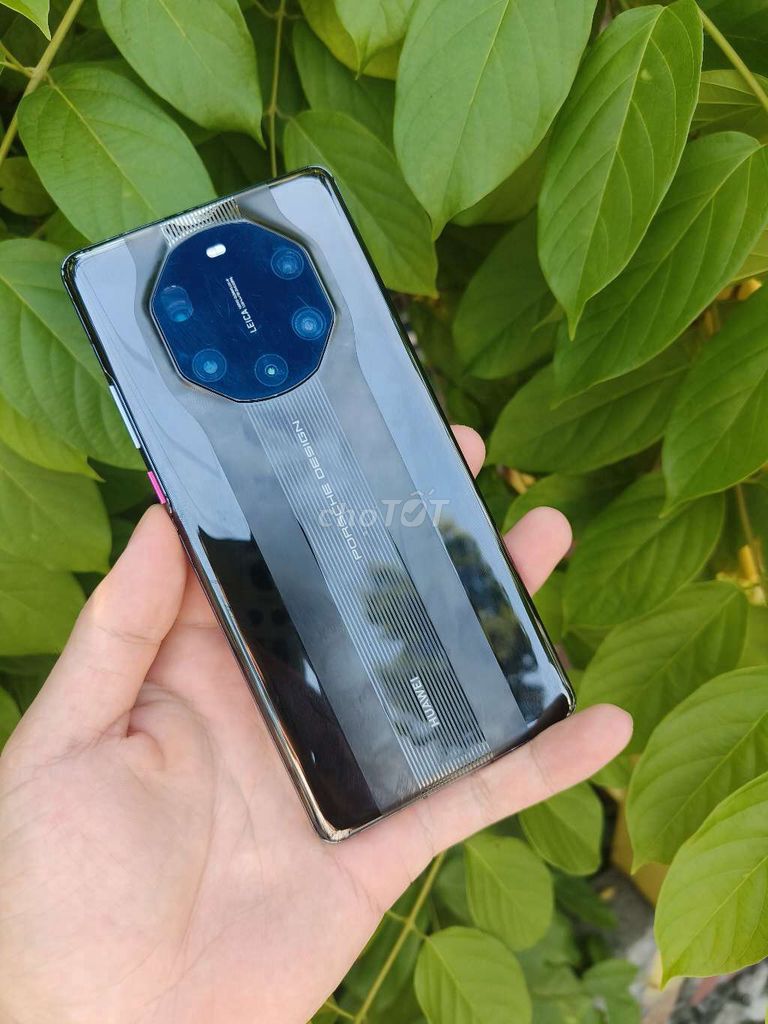 Huawei Mate 40 RS Porsche Design 256GB Đen. Mua bán Điện thoại tại Thành phố Thủ Dầu Một Bình Dương được đăng bởi HUNG MOBILE  hình 1