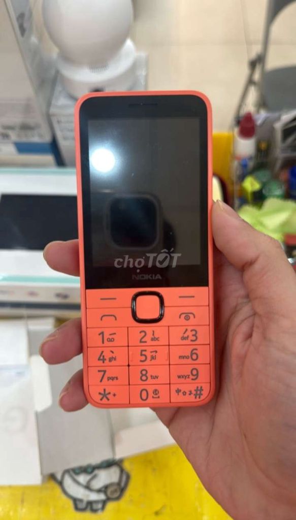 Nokia 220 4G màu Cam. Mua bán Điện thoại tại Quận Bình Thạnh Tp Hồ Chí Minh được đăng bởi Anh Bùi hình 1