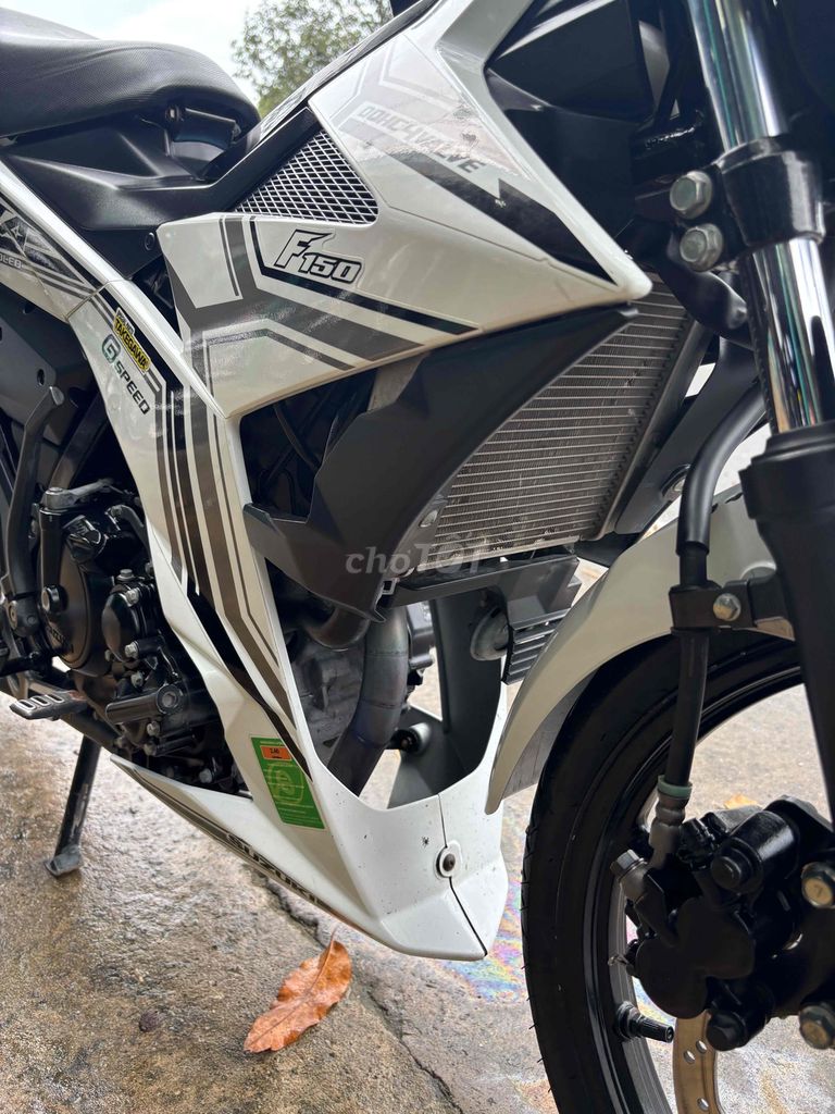 Suzuki Raider Satria Trắng Côn tay. Mua bán Xe máy tại Thị xã Bến Cát Bình Dương được đăng bởi xe máy trả góp tín nghĩa  hình 5