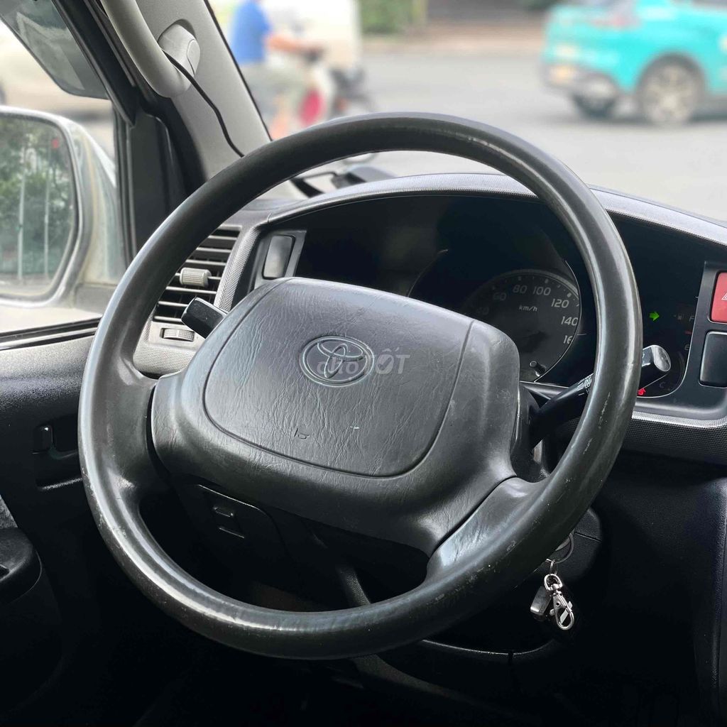 Toyota Hiace 2008 tải van 5 chỗ Super Wagon 2.7. Mua bán Ô tô tại Quận Cầu Giấy Hà Nội được đăng bởi Tô Văn Tiến hình 9