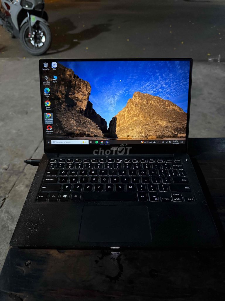 Dell XPS 13 9350 i7 6600U 3K. Mua bán Laptop tại Quận Bình Tân Tp Hồ Chí Minh được đăng bởi Nguyễn Thành Lâm hình 1