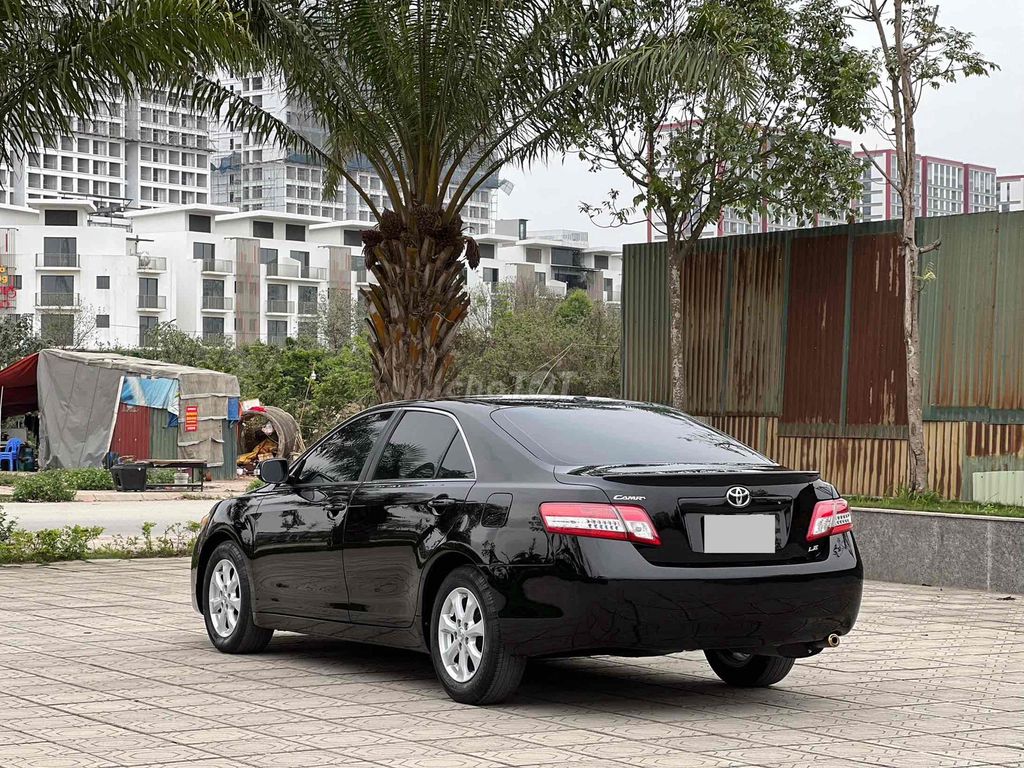 Camry LE 2.5 USA sản xuất 6/2010 siêu chất. Mua bán Ô tô tại Quận Long Biên Hà Nội được đăng bởi Minh Đạt hình 2