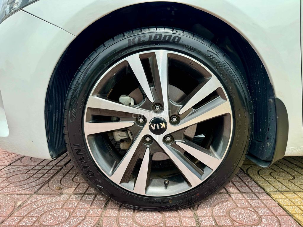 Kia Cerato 2018 1.6 AT Luxury - 81000 km. Mua bán Ô tô tại Quận Cẩm Lệ Đà Nẵng được đăng bởi nguyễn văn khoa hình 18
