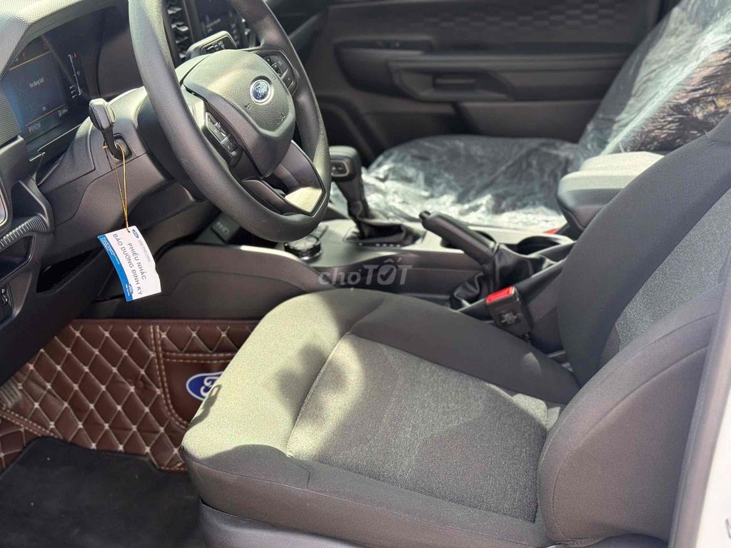 Ford Ranger XLS Trắng. Mua bán Ô tô tại Quận Cái Răng Cần Thơ được đăng bởi Nguyễn Nhân  hình 14