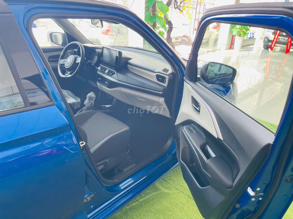 Suzuki Swift 2025 giao ngay chỉ với 195 triệu. Mua bán Ô tô tại Quận 7 Tp Hồ Chí Minh được đăng bởi công ty ô tô Sài Gòn đại lý ô tô Su zu ki chính hãng hình 5