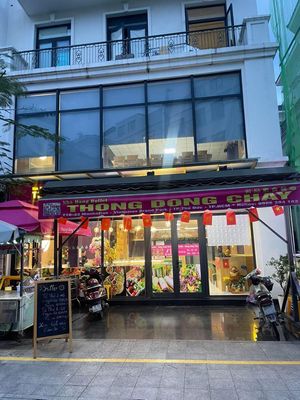 SANG NHƯỢNG NHÀ HÀNG BUFFET CHAY