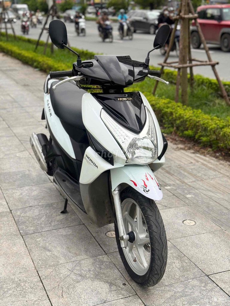 HONDA CLICK 2013 xe còn đẹp, em đi giữ gìn. Mua bán Xe máy tại Quận Nam Từ Liêm Hà Nội được đăng bởi Minh Minh hình 9