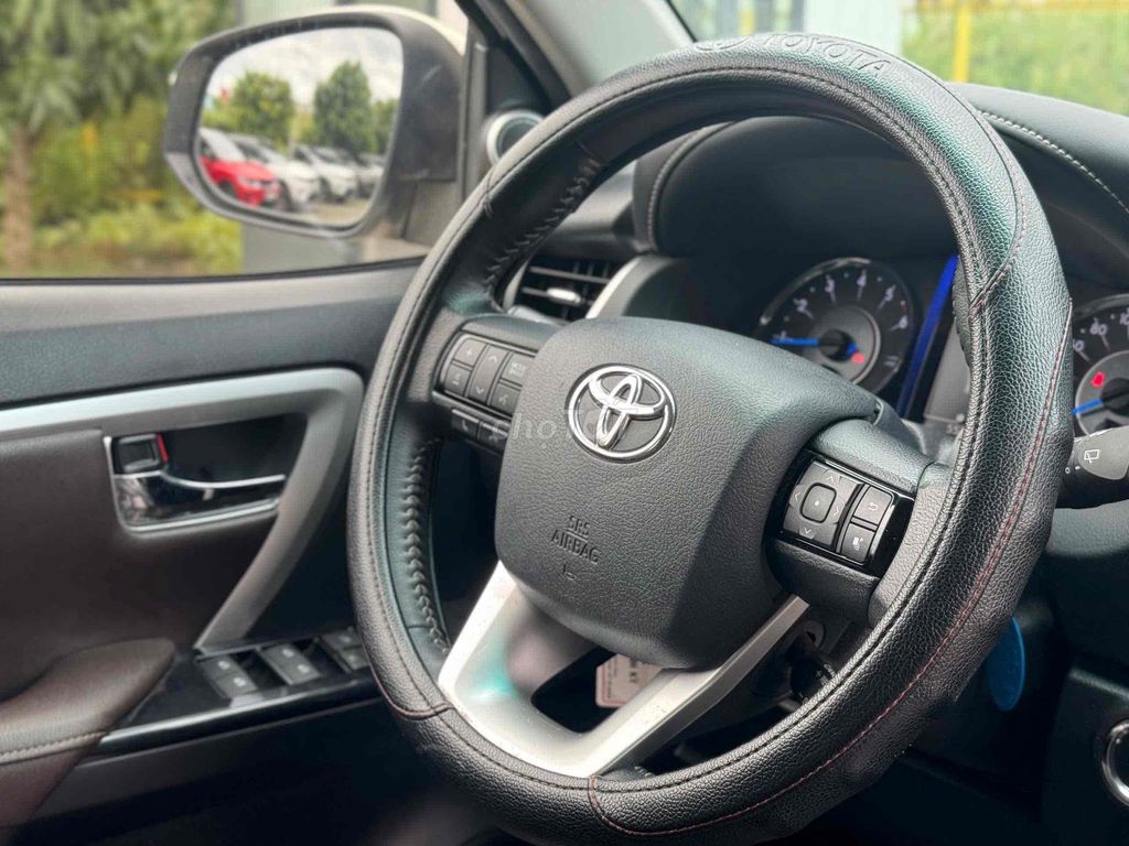 Toyota Fortuner 2018 2.7V 4x2 AT - 55000 km. Mua bán Ô tô tại Quận Cái Răng Cần Thơ được đăng bởi Quốc Việt Carpla Cần Thơ hình 6