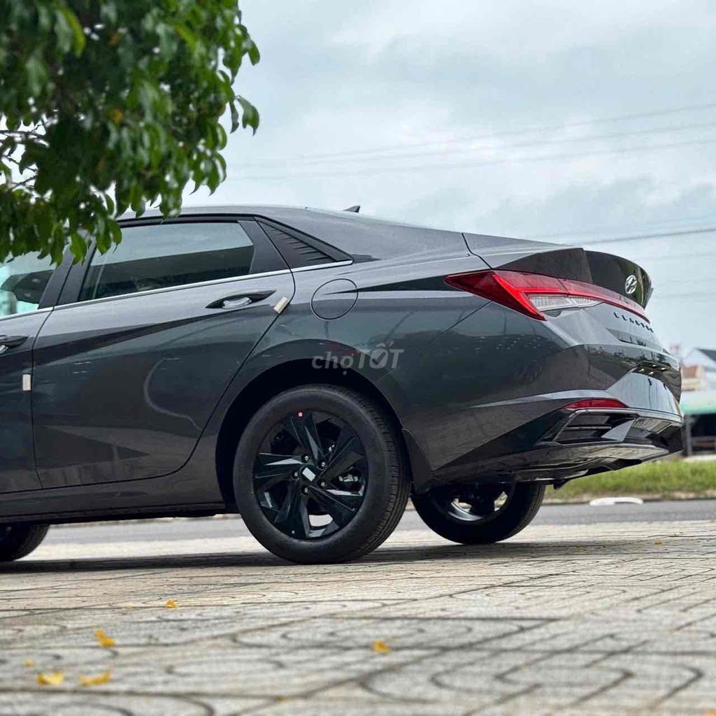 Hyundai Elantra 2025 1.6 AT Đặc biệt - 900 km. Mua bán Ô tô tại Quận Gò Vấp Tp Hồ Chí Minh được đăng bởi Mỹ Linh hình 4