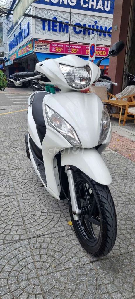 🍎Vision  trắng ngọc trinh Bs 43zin  keng. Mua bán Xe máy tại Quận Hải Châu Đà Nẵng được đăng bởi nguyen thanh thao hình 3