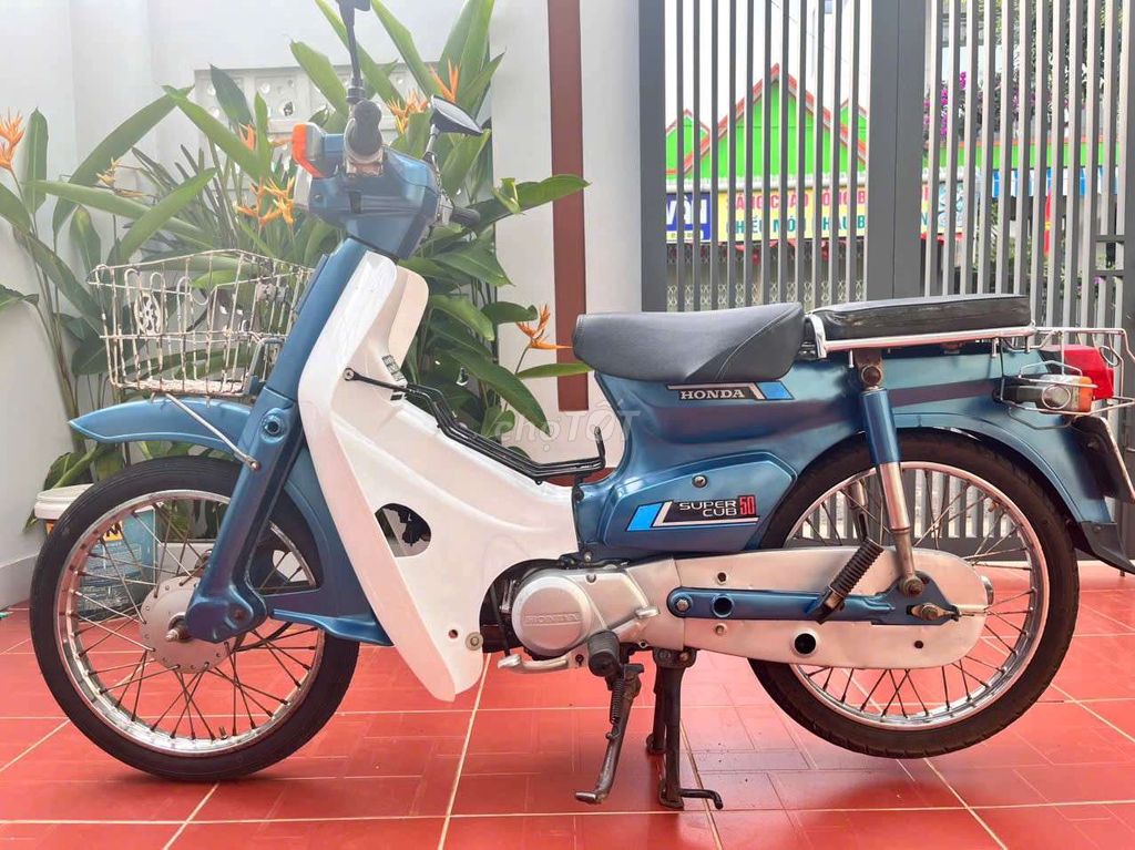 Bán xe cub 82 cho ae đi phố cf hoặc hs đi học. Mua bán Xe máy tại Huyện Chư Sê Gia Lai được đăng bởi Tân hình 3