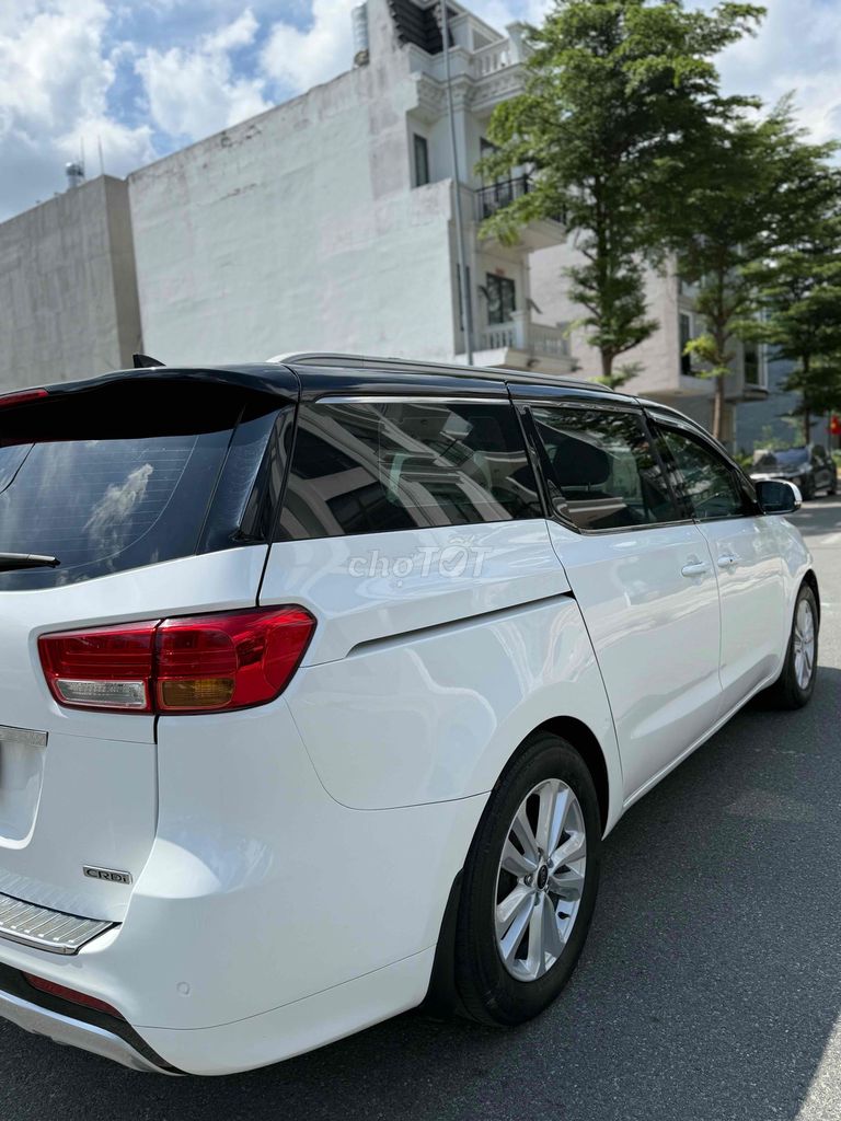 Kia sedona 2017 full dầu gd dùng xe zin đẹp rẻ. Mua bán Ô tô tại Thành phố Thuận An Bình Dương được đăng bởi Kim Nam Auto Tom  hình 5