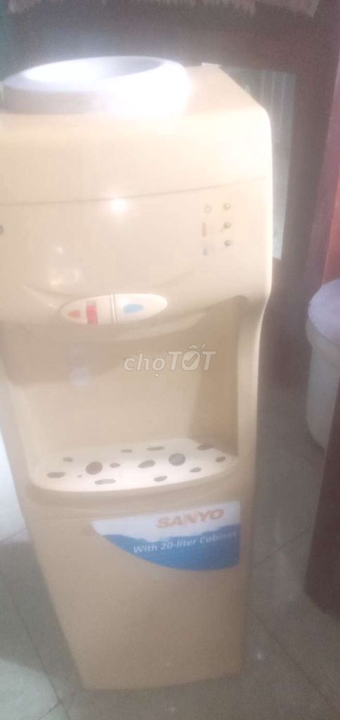 Cây nước nóng lạnh Sanyo 20 lít. Mua bán Nội thất, đồ gia dụng khác tại Huyện Cao Lãnh Đồng Tháp được đăng bởi Quang Trần hình 1