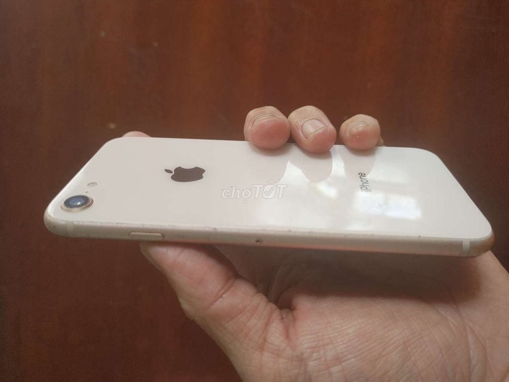 Apple iPhone 8 64GB Trắng Đã dùng. Mua bán Điện thoại tại Thành phố Buôn Ma Thuột Đắk Lắk được đăng bởi Minh Thảo hình 1