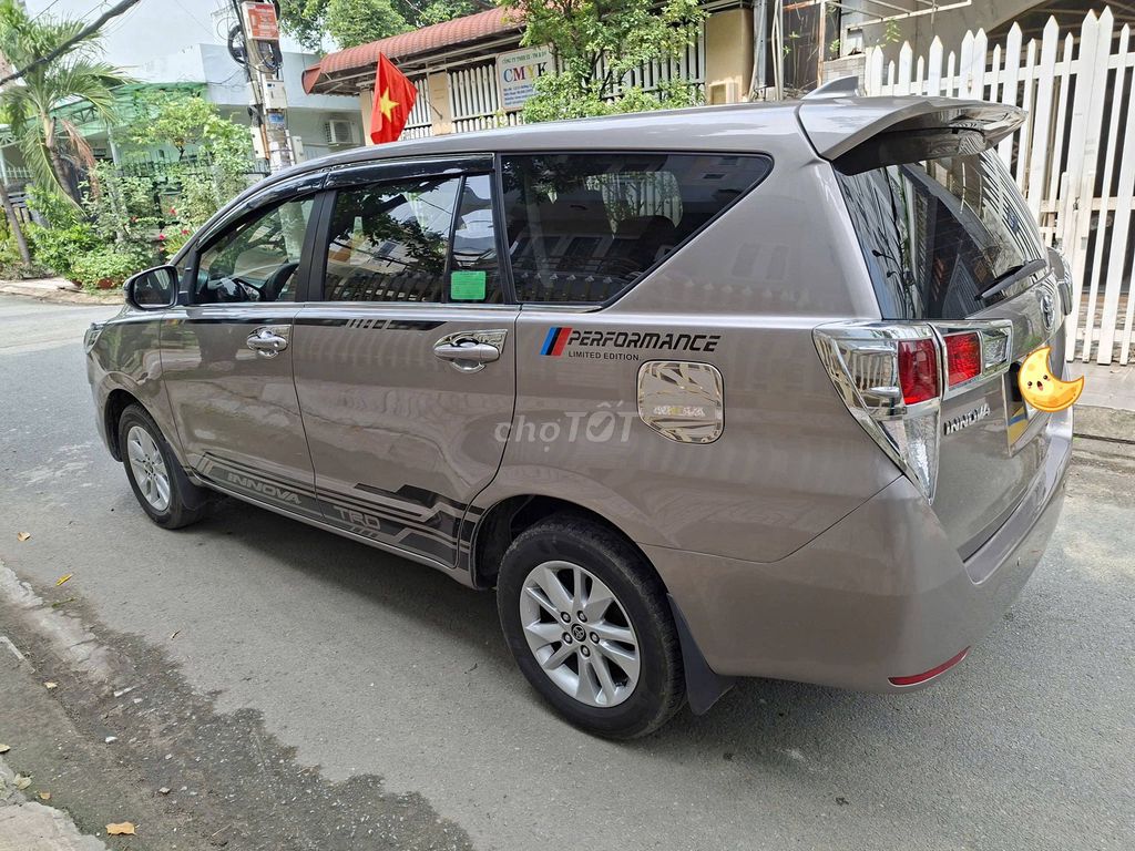 Toyota Innova 2019 механике, редкая эксплуатация