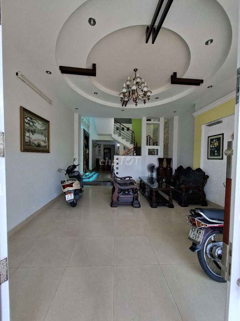 Аренда · 4 комн. · 100 м² · Quận Hải Châu, ул. Đường Giang Văn Minh