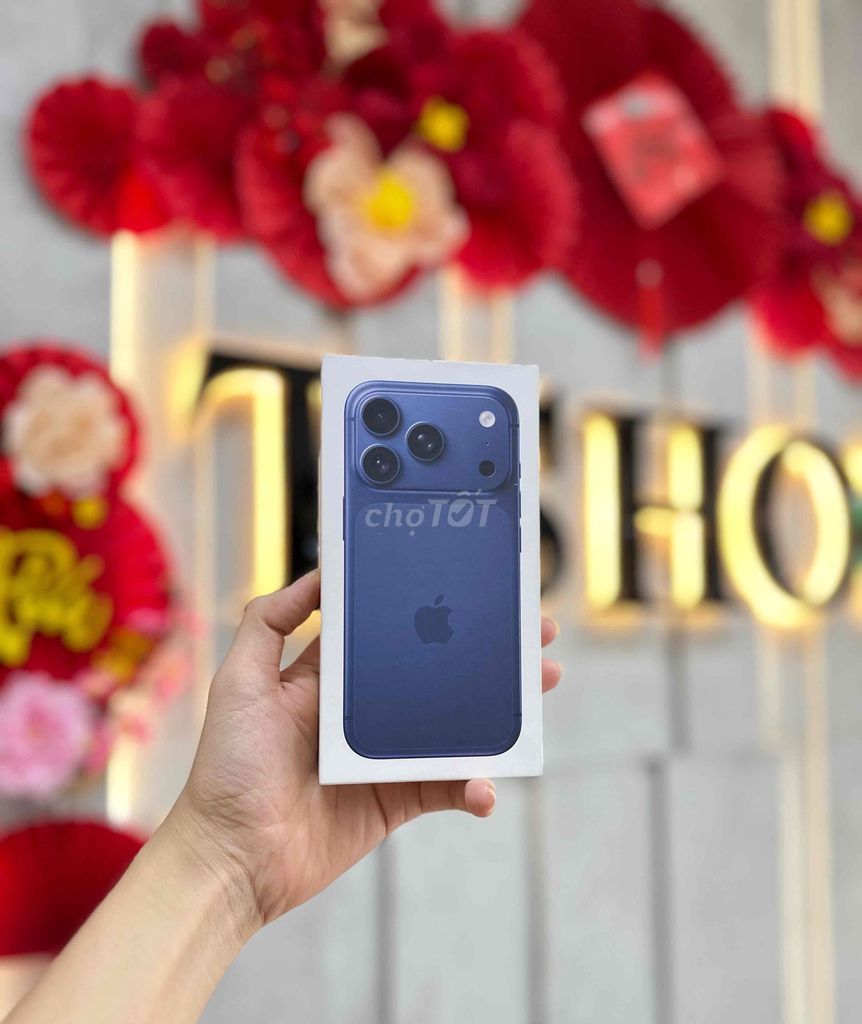 iPhone 17 Pro 256GB Blue New Seal Chính Hãng Vn. Mua bán Điện thoại tại Quận Thanh Khê Đà Nẵng được đăng bởi Thiện Lê TShop 16 Lê Đình Lý hình 1