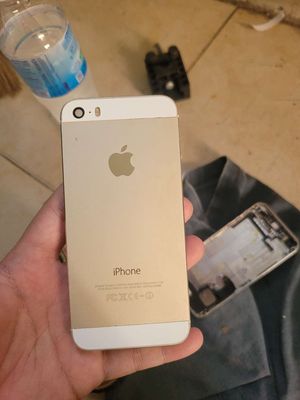 Vỏ iphone 5s gold đủ dây còn đẹp ạ