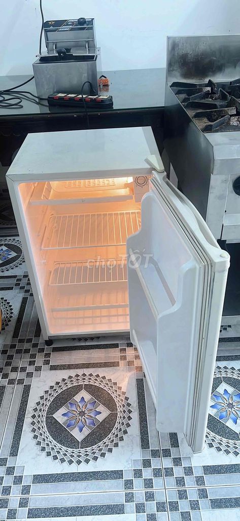 Tủ lạnh Toshiba 90l. Mua bán Tủ lạnh tại Thành phố Biên Hòa Đồng Nai được đăng bởi Nguyễn Trường Sơn hình 1