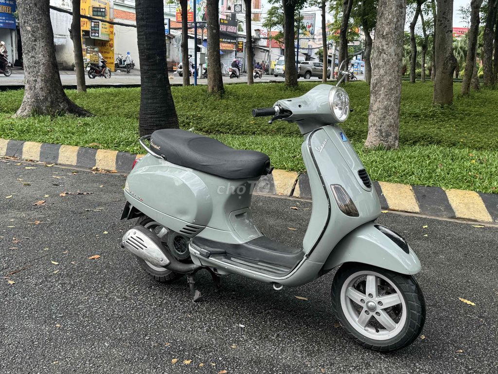 BÁN XE VESPA LX 3ie 2013 150cc, XE MỚI ĐẸP CHẠY ÊM. Mua bán Xe máy tại Quận Tân Phú Tp Hồ Chí Minh được đăng bởi Linh hình 2