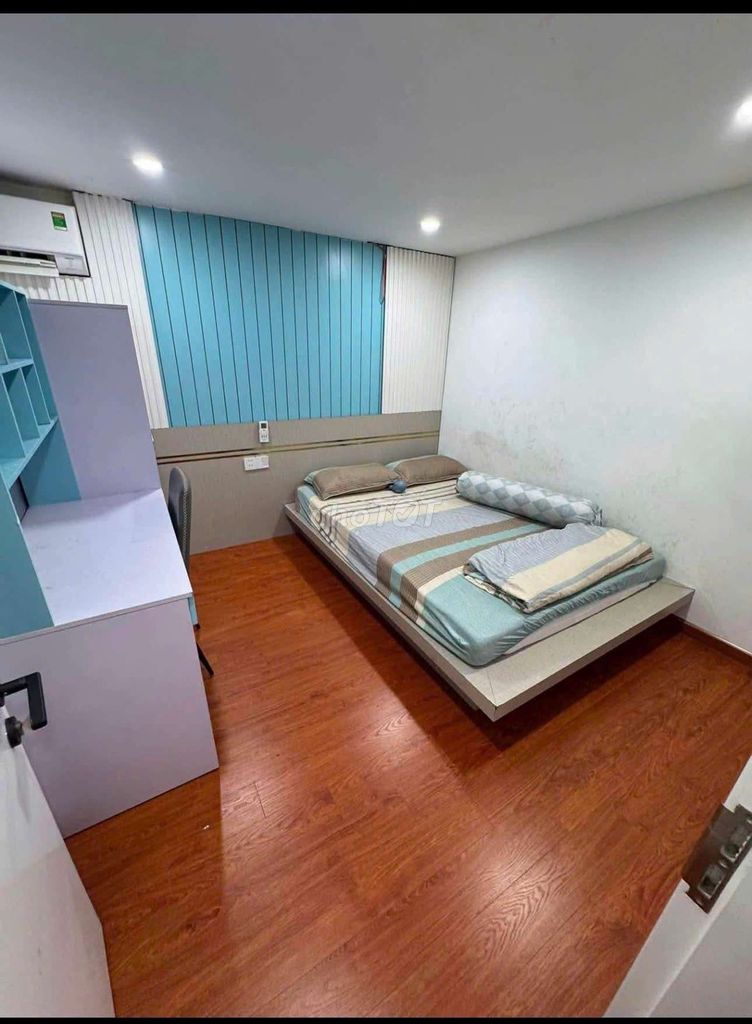Furnished house with mezzanine off Nguyễn Chí Thanh — photo 10