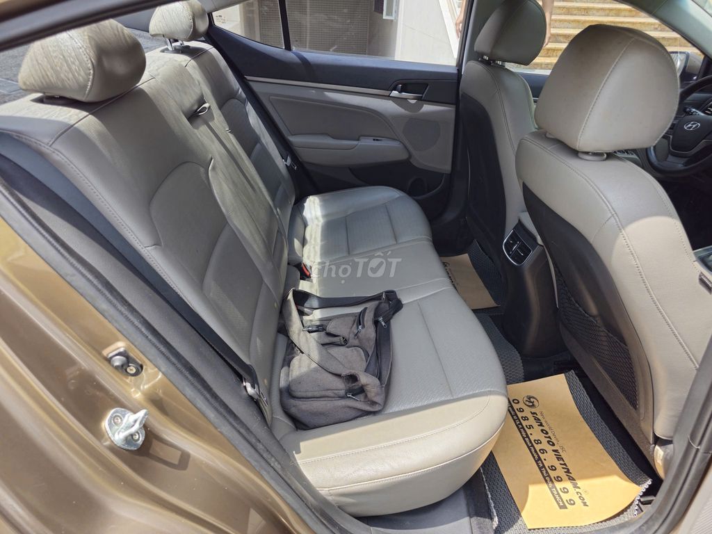 Hyundai Elantra 2017 1.6 AT - 80000 km. Mua bán Ô tô tại Thành phố Thủ Đức Tp Hồ Chí Minh được đăng bởi Phạm Thị Xuân Mai hình 6