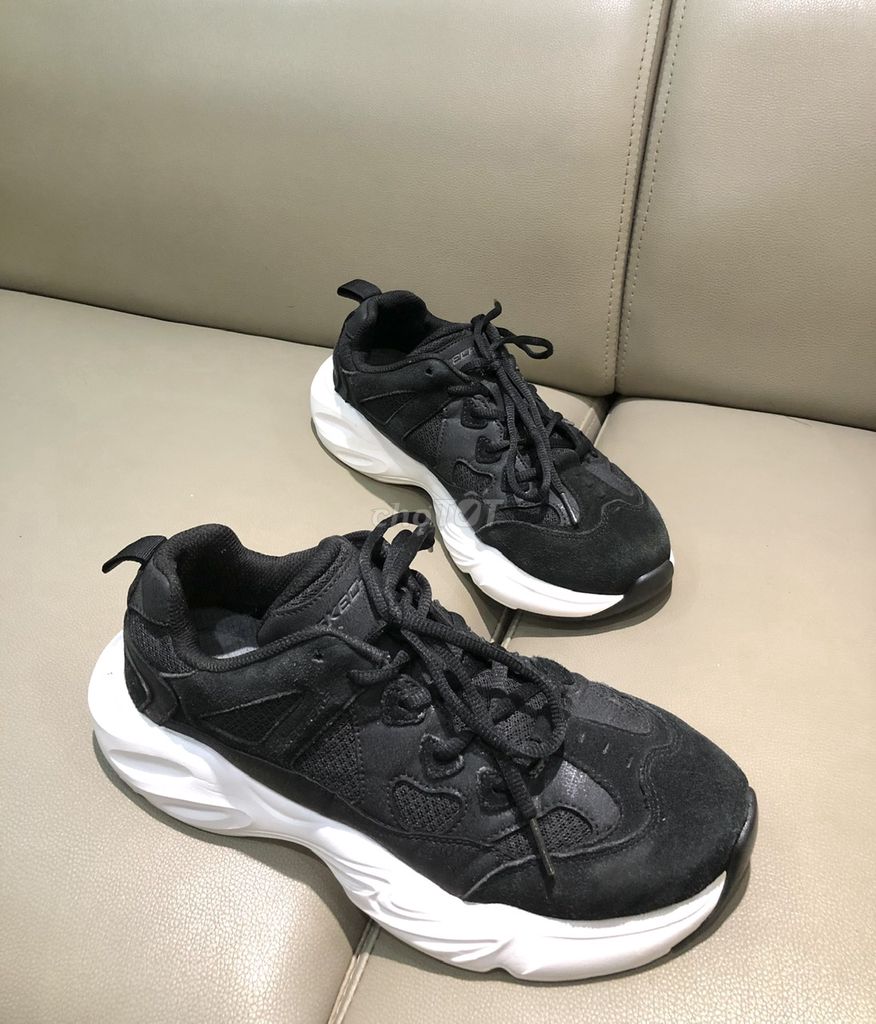 Đôi Puma chính hãng size 40,5 rất mới. Mua bán Giày dép tại Quận Đống Đa Hà Nội được đăng bởi SPORT hình 1