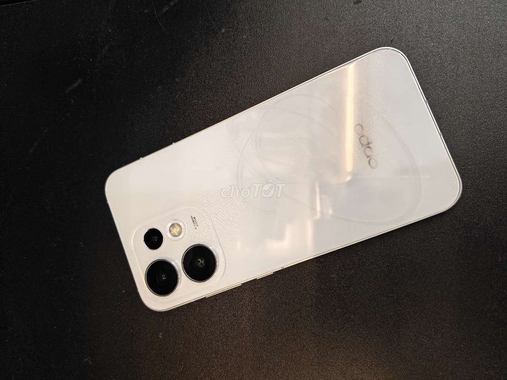 Oppo Reno 16 5G 256GB Trắng Hành Tinh 3D. Mua bán Điện thoại tại Quận Hải Châu Đà Nẵng được đăng bởi Tuấn Trần hình 1