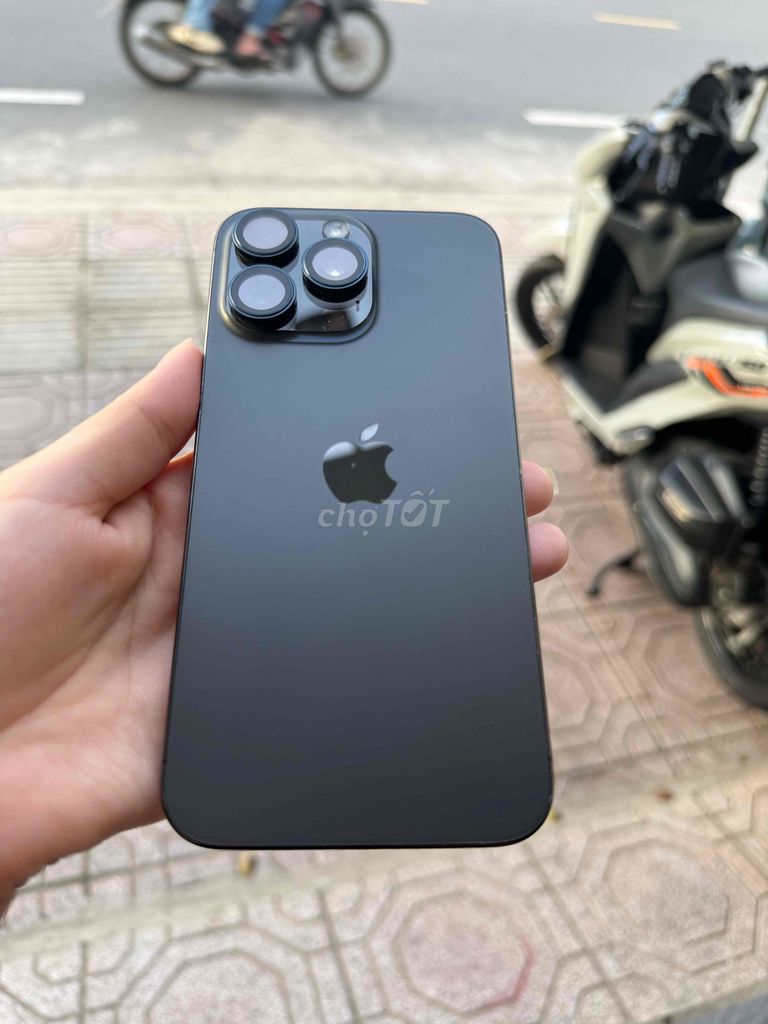 Apple iPhone 15 Pro Max 256GB Đen sương mù. Mua bán Điện thoại tại Huyện Trảng Bom Đồng Nai được đăng bởi Hoài Giang hình 1
