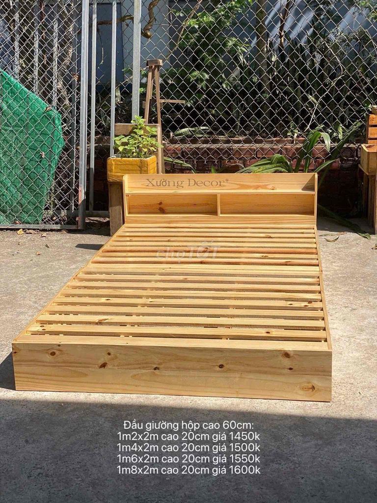 Giường pallet gỗ thông mới, giá tận xưởng nhìu mẫu. Mua bán Giường, chăn ga gối nệm tại Huyện Châu Thành Bến Tre được đăng bởi Xưởng Decor Bến Tre hình 1
